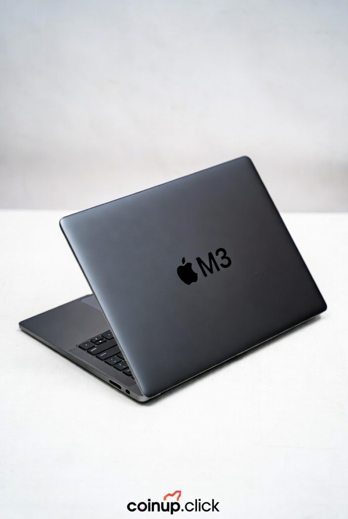 Apple MacBook Pro 14
